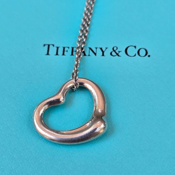 Tiffany & Open Heart Pendant. 22mm on 16" Chain - Picture 4 of 6